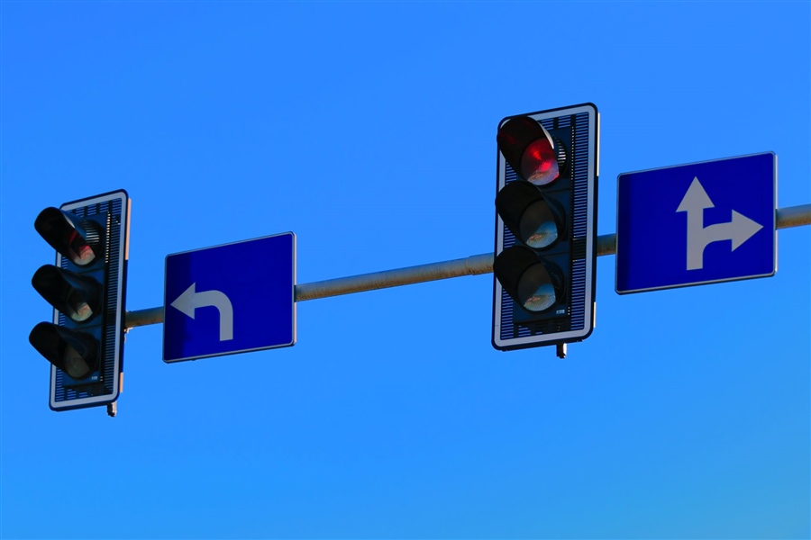 Your Wedding Under the Traffic Light System